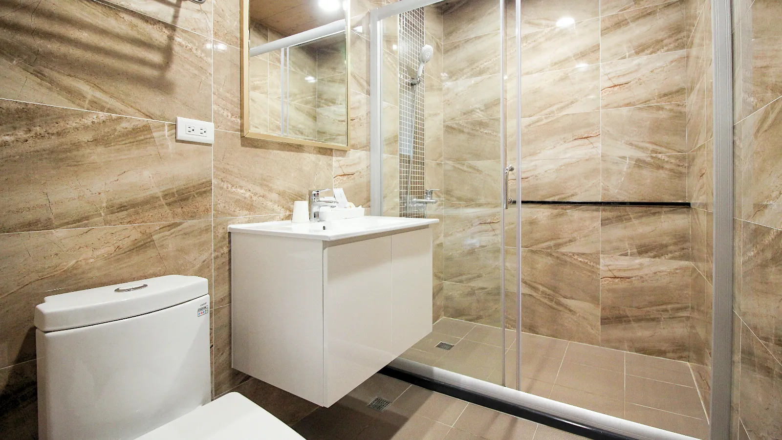 302晴天大象三人房，乾濕分離衛浴